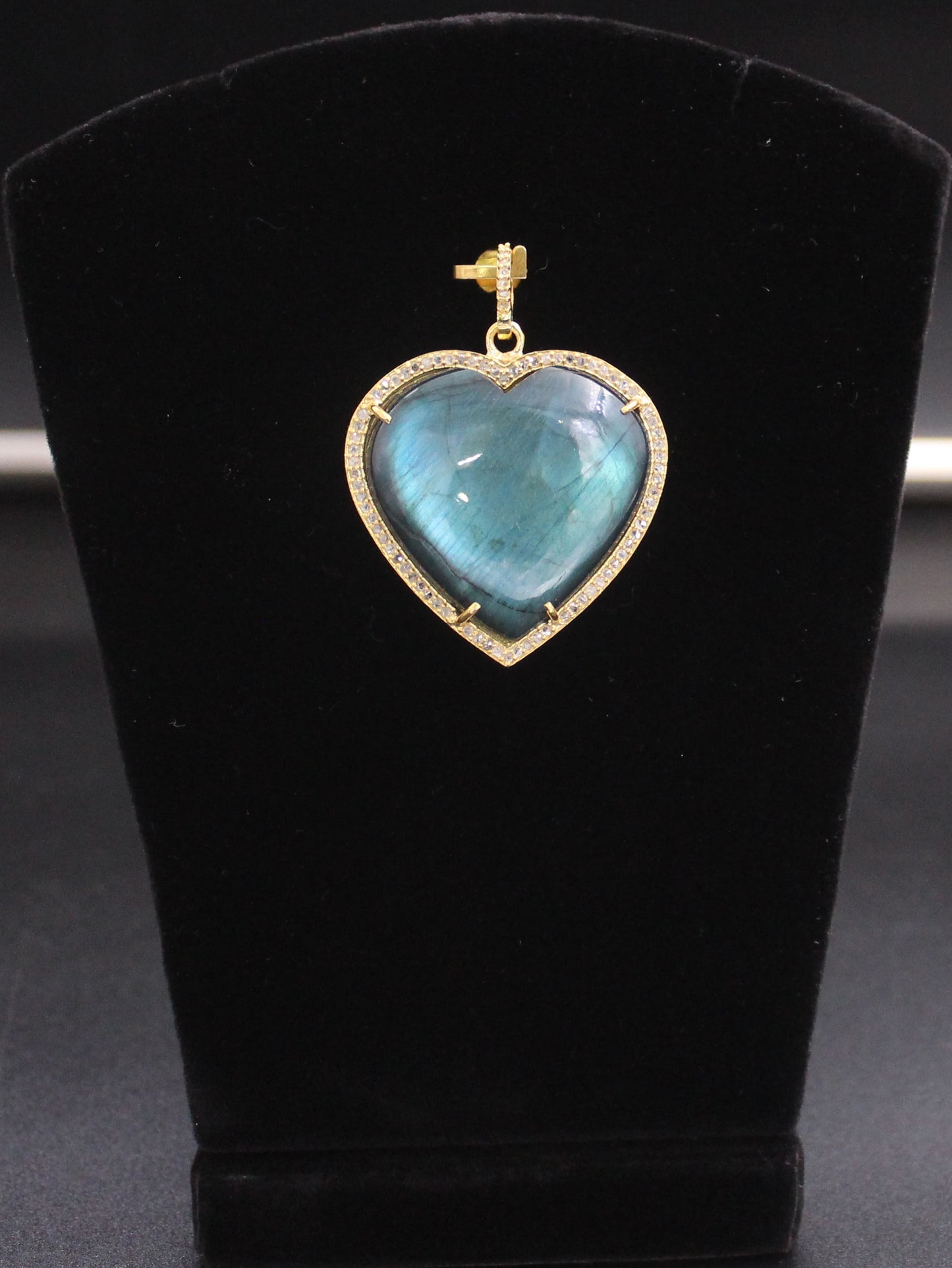 Single Row Heart Diamond & Gemstones Pendant