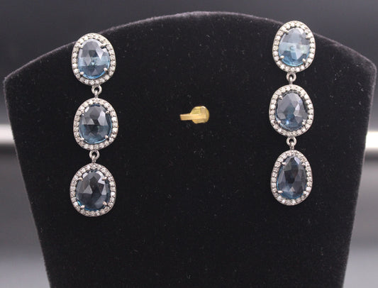 Earring Diamond With Blue Sapphire Stone