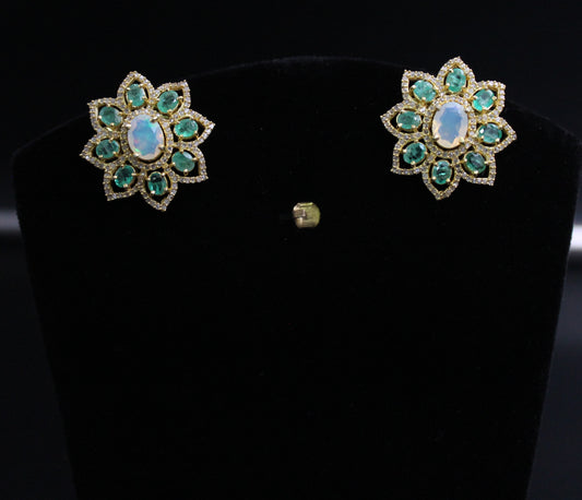 Flower Dimond Earring with Emerld or Opal