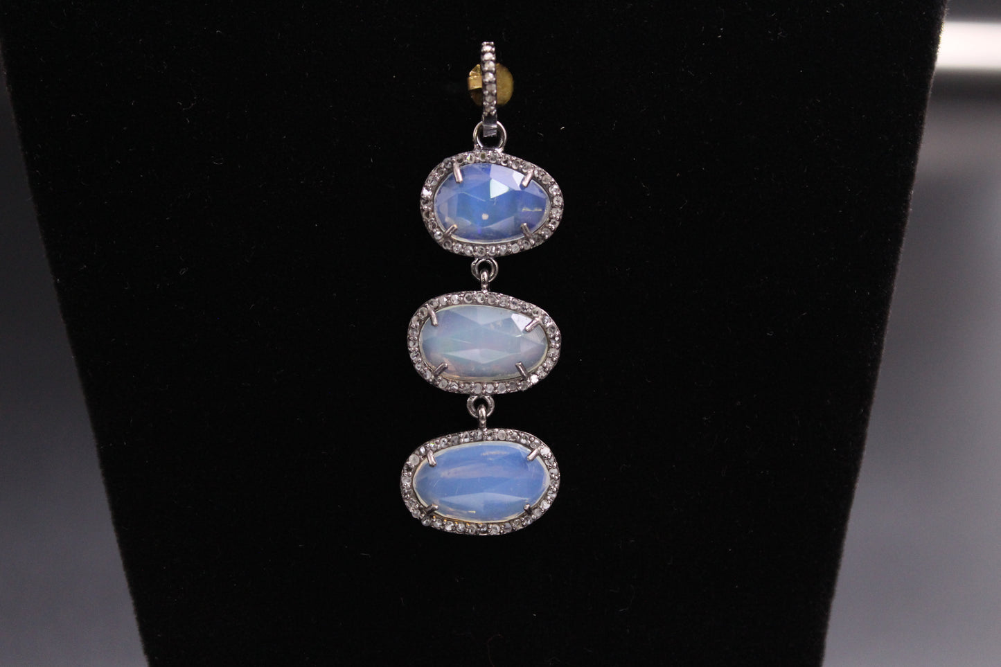Round Diamond & Gemstone Pendant