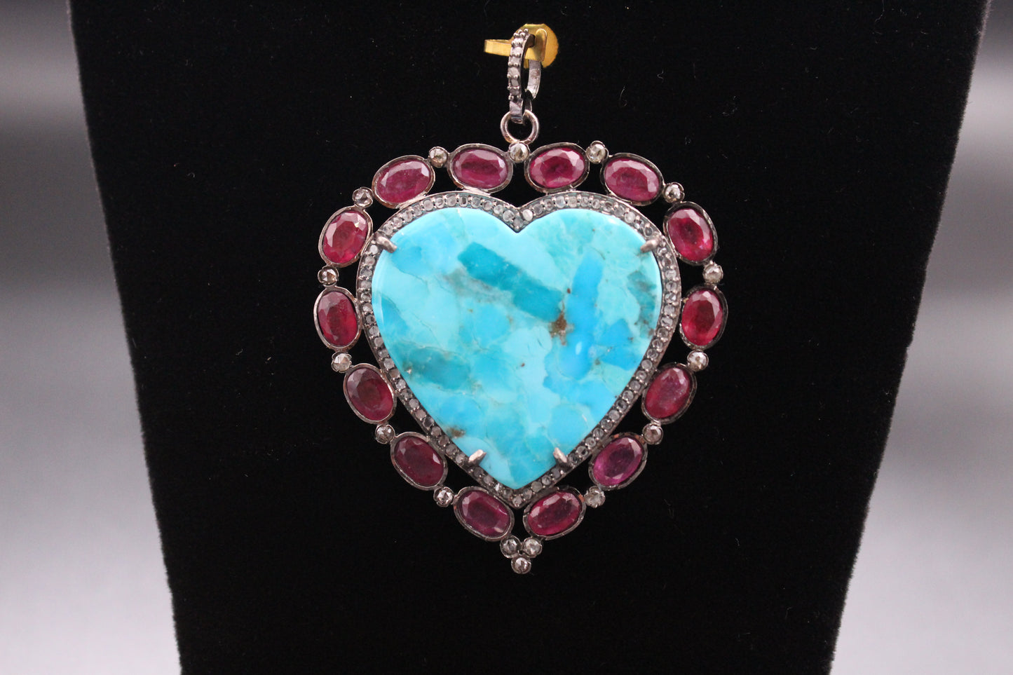 Heart Design Pendant With Gemstone