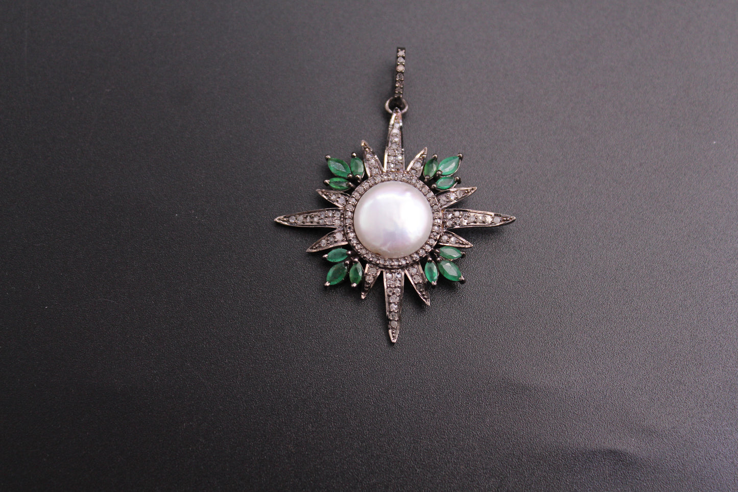 Star Pendant Diamond with Pearl or Emerald