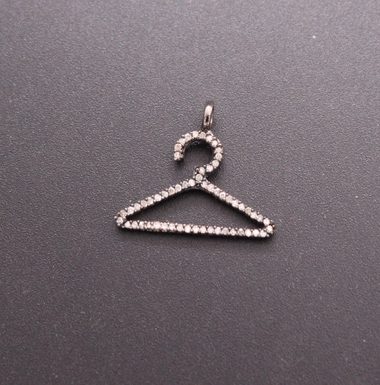 Hanger Design Diamond Pendant