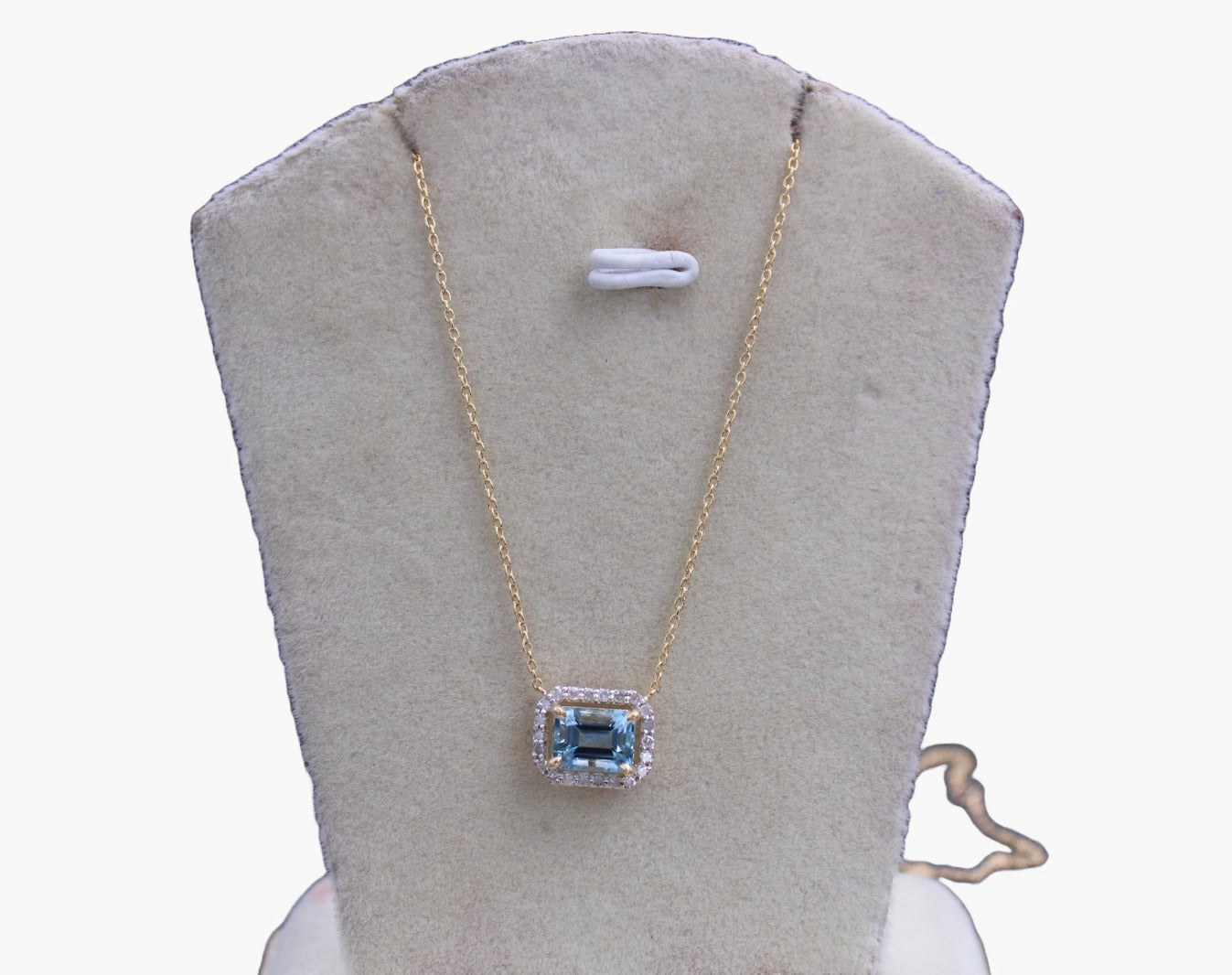 Gold Chain Diamond and Gemstone