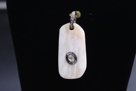Bone Pendant with Diamond and Polki