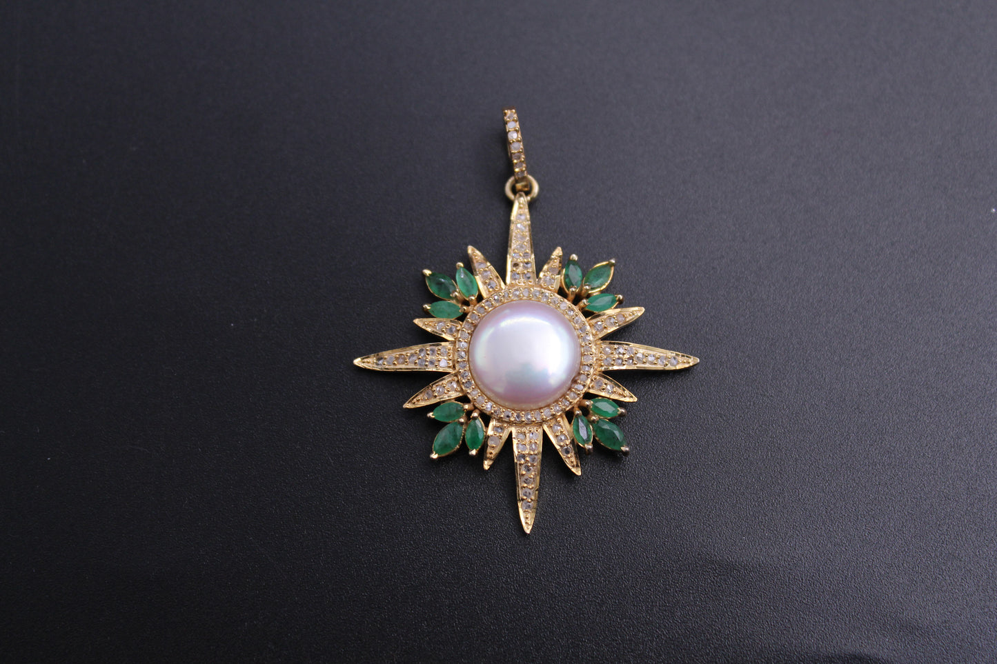 Star Pendant Diamond with Pearl or Emerald