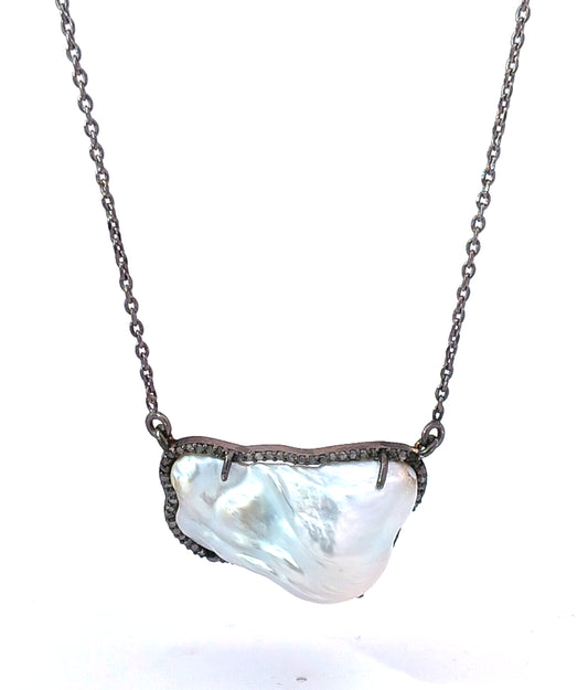 Diamond Pearl Necklace